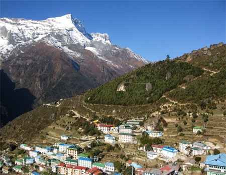 mt.kongde view from namche bazaar after walking from phakding to namche bazaar