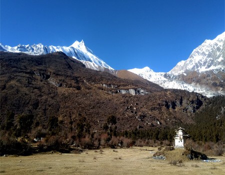 Manaslu trek without guide