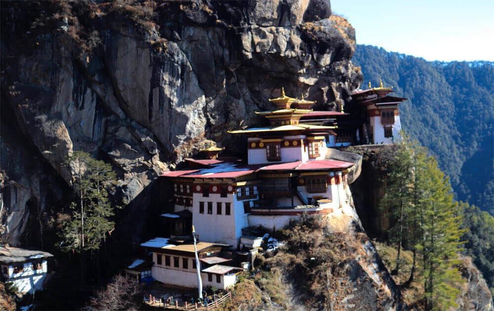 tiger nest temple in bhutan on bhutan short tour