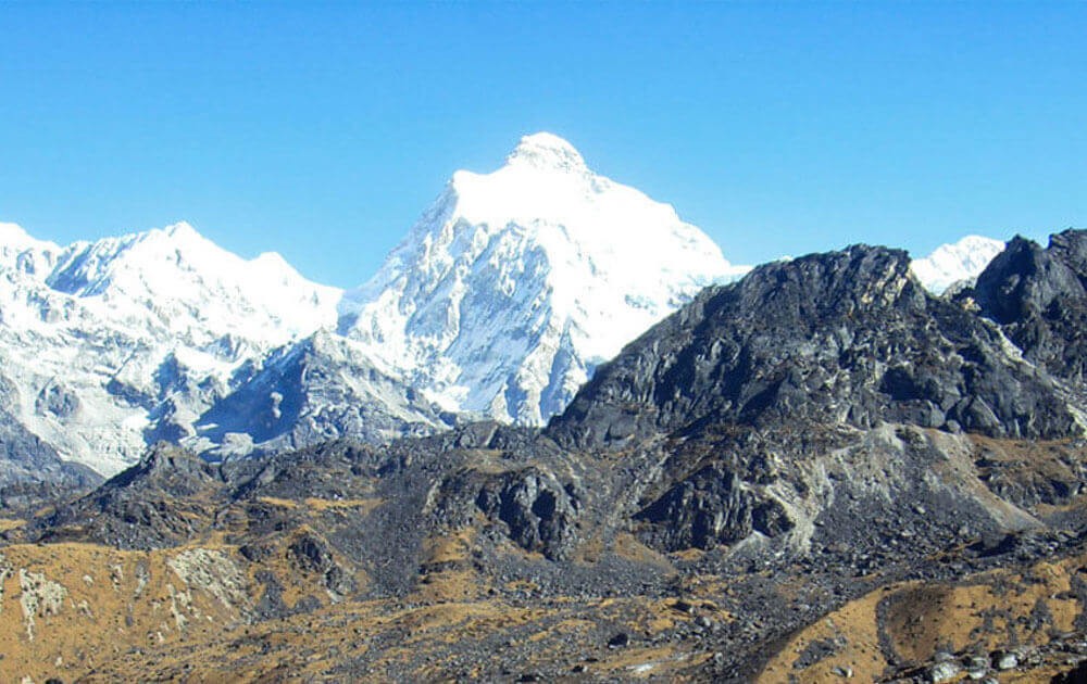 beautiful mountain view with blue sky in kanchenjunga himalayas on kanchenjunga north base camp trek.