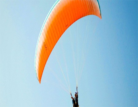 Paragliding and ultralight flight